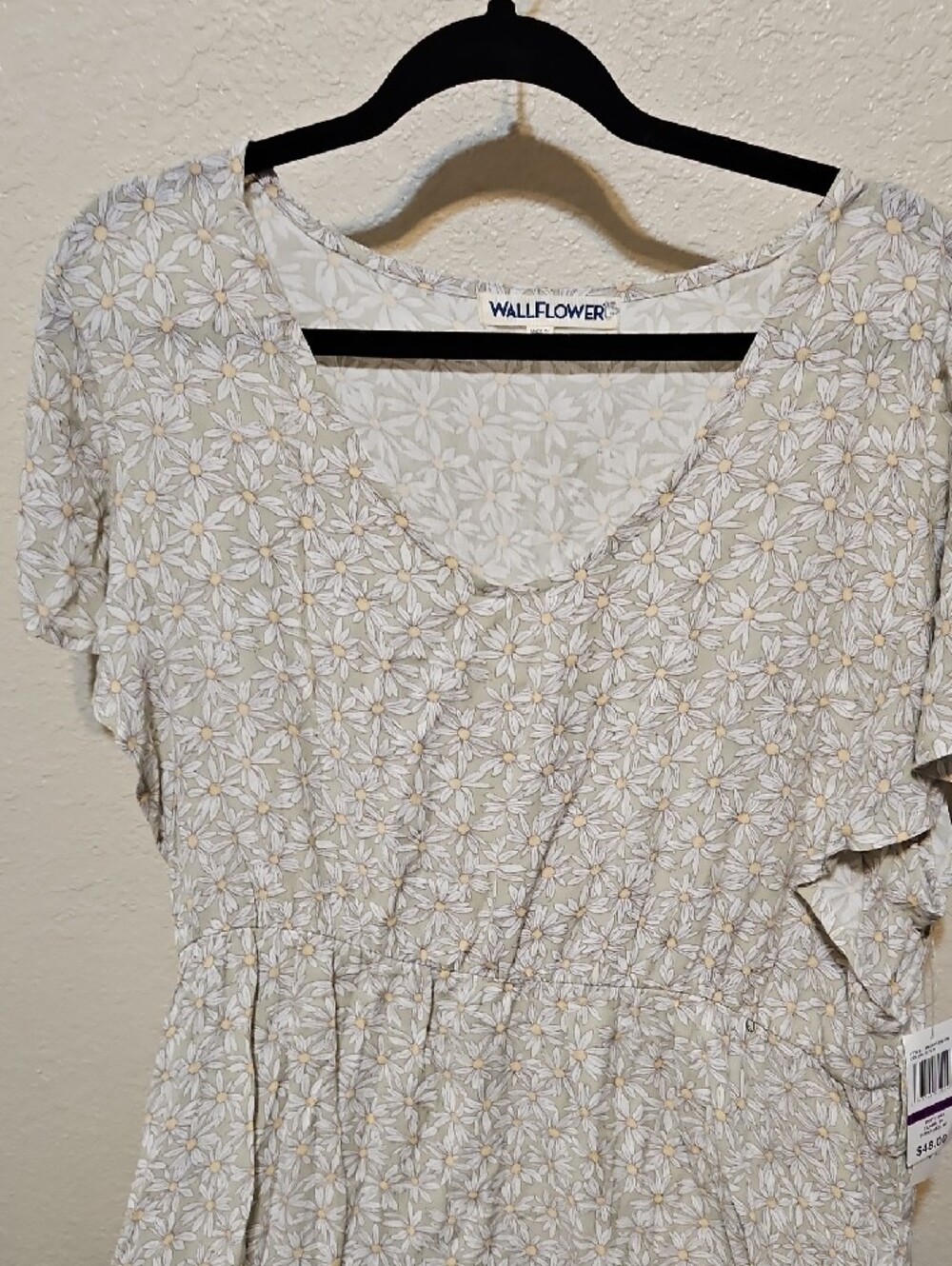 Wallflower Cream Floral Midi Dress with Floral Print - Picture 3 of 10